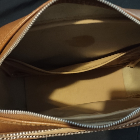 Leather Travel Bag - Picture 4 of 7